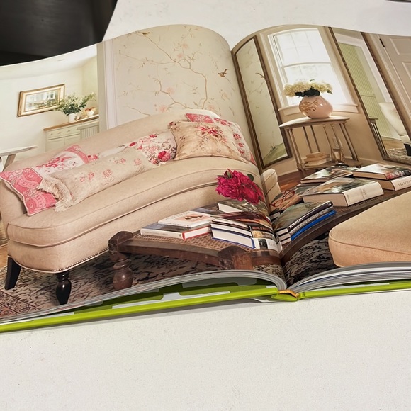 Coffee Table Interior Design Home Decor Book “Fresh American Spaces” Annie Selke - Picture 6 of 16